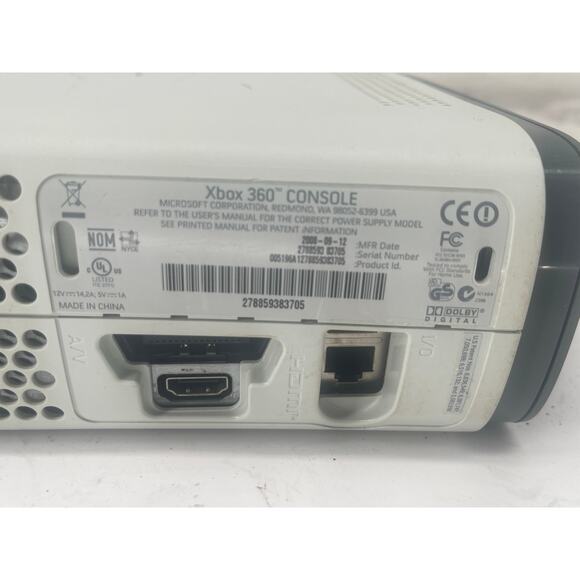 Microsoft Xbox 360 Game Console - Picture 5 of 7